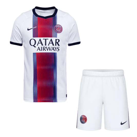 PSG vierasjalkapallosetti 2026/27 – pelipaita ja shortsit edestä