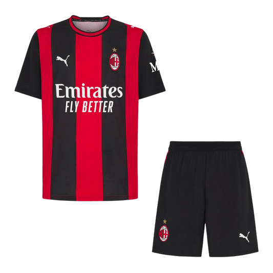 AC Milan kotijalkapallosetti 2026/27 – pelipaita ja shortsit edestä