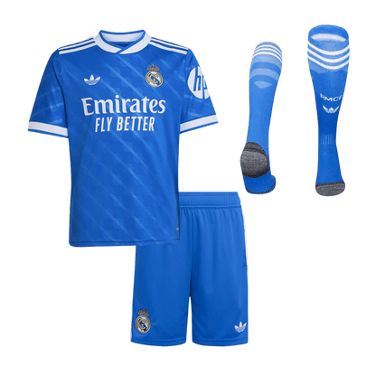 Real Madrid 2025/26 Kolmas Lasten t?ydellinen peliasu